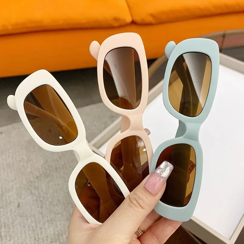 Kids Vintage Rectangle Sunglasses – UV400 Retro Eyewear for Girls & Boys
