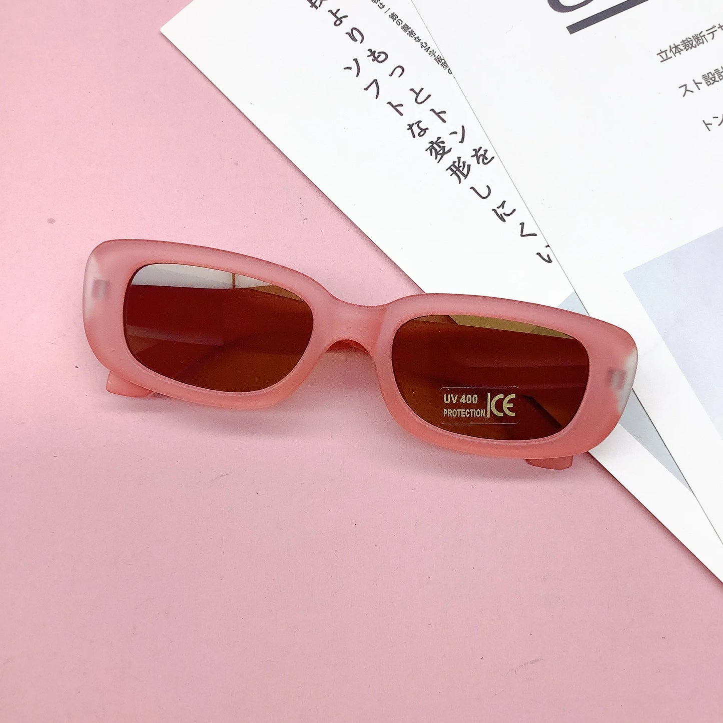 Kids Vintage Rectangle Sunglasses – UV400 Retro Eyewear for Girls & Boys