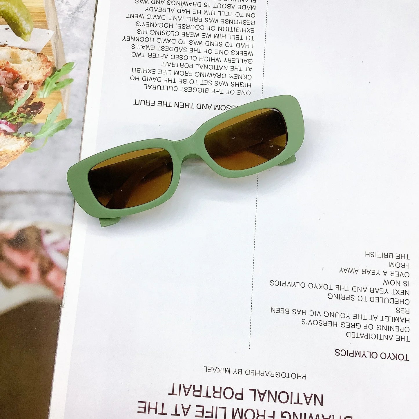 Kids Vintage Rectangle Sunglasses – UV400 Retro Eyewear for Girls & Boys