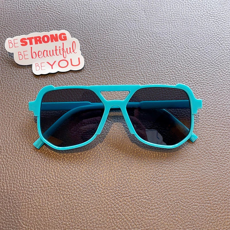 Kids Square Frame Polarized Sunglasses – UV400 Sun Protection for Boys & Girls