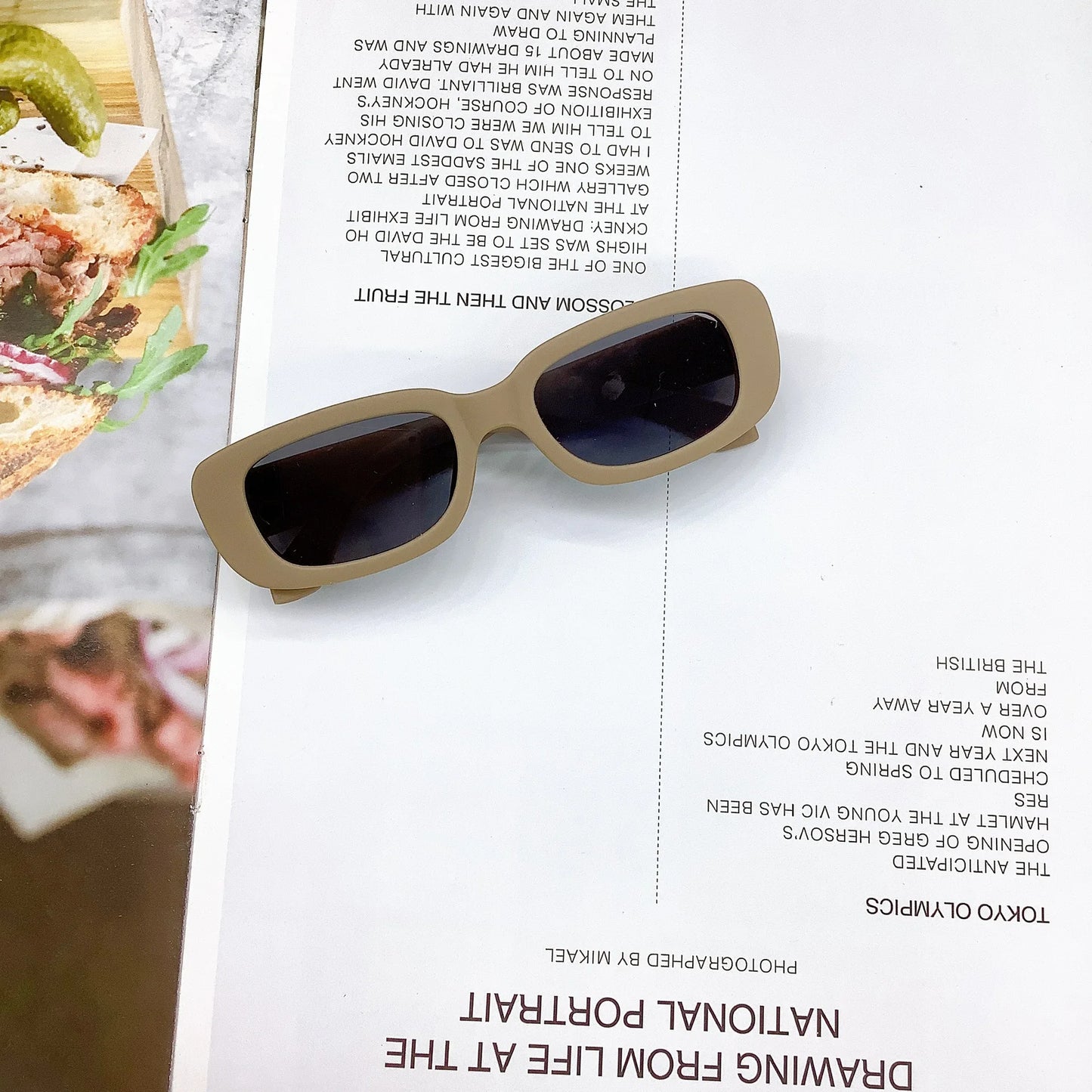 Kids Vintage Rectangle Sunglasses – UV400 Retro Eyewear for Girls & Boys