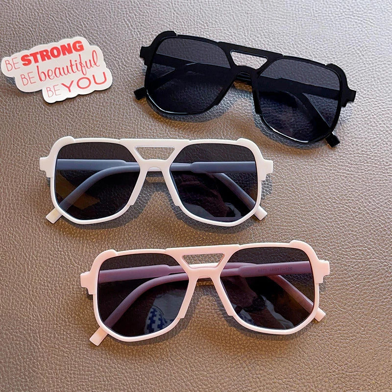 Kids Square Frame Polarized Sunglasses – UV400 Sun Protection for Boys & Girls