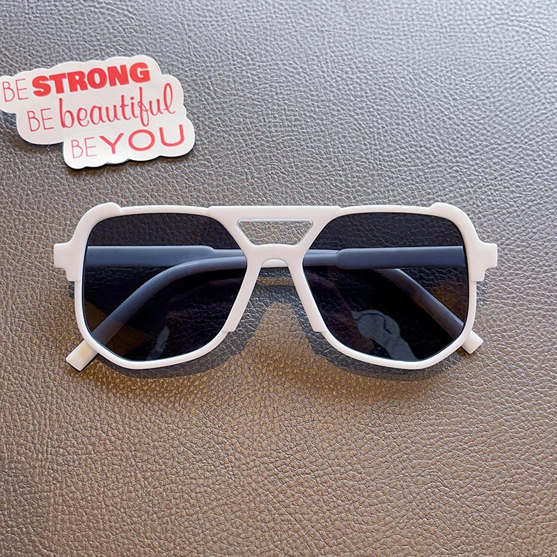 Kids Square Frame Polarized Sunglasses – UV400 Sun Protection for Boys & Girls