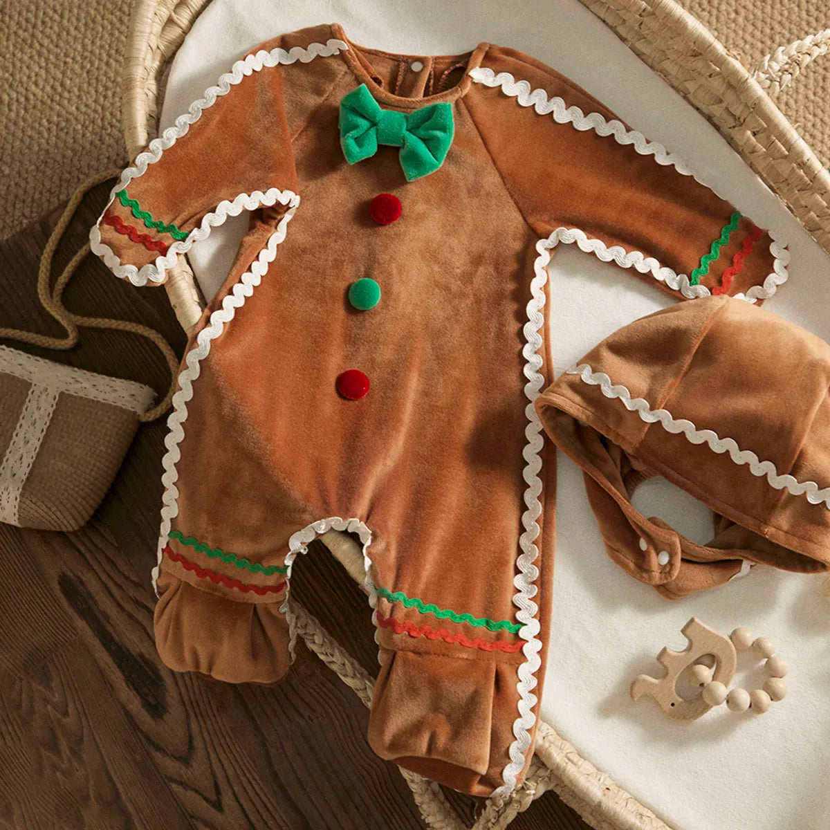 Christmas Newborn Gingerbread Costumes + Hat